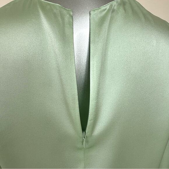 NEW!! Theory women silk blouse size XS Retail 350$ - Picture 5 of 9